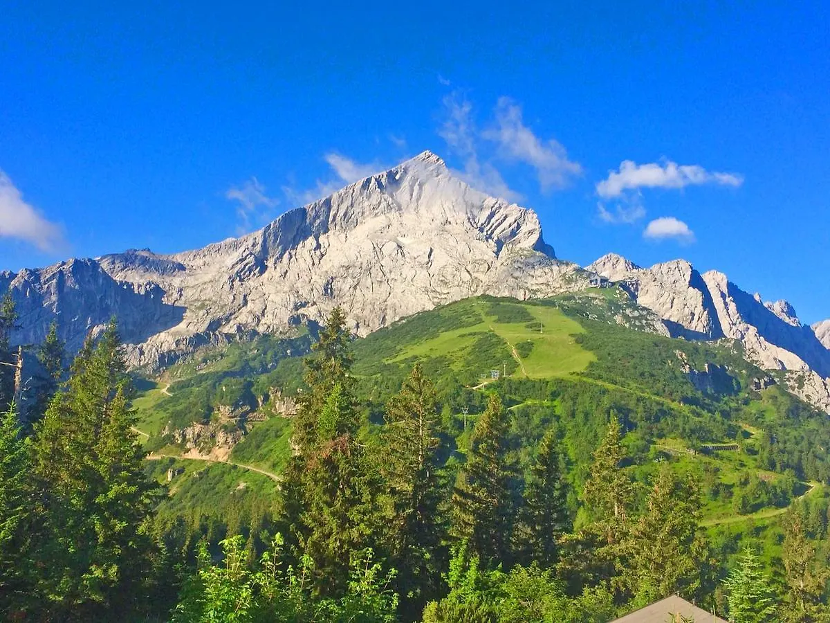 Apartment Ferienwohnung Am Kurpark -Wohnung 3,150Qm- Mit Lift Garmisch-Partenkirchen Germany